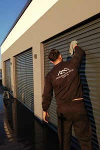 Garagen Reinigung Rollädenreinigung Gießen Lahnau Wetzlar